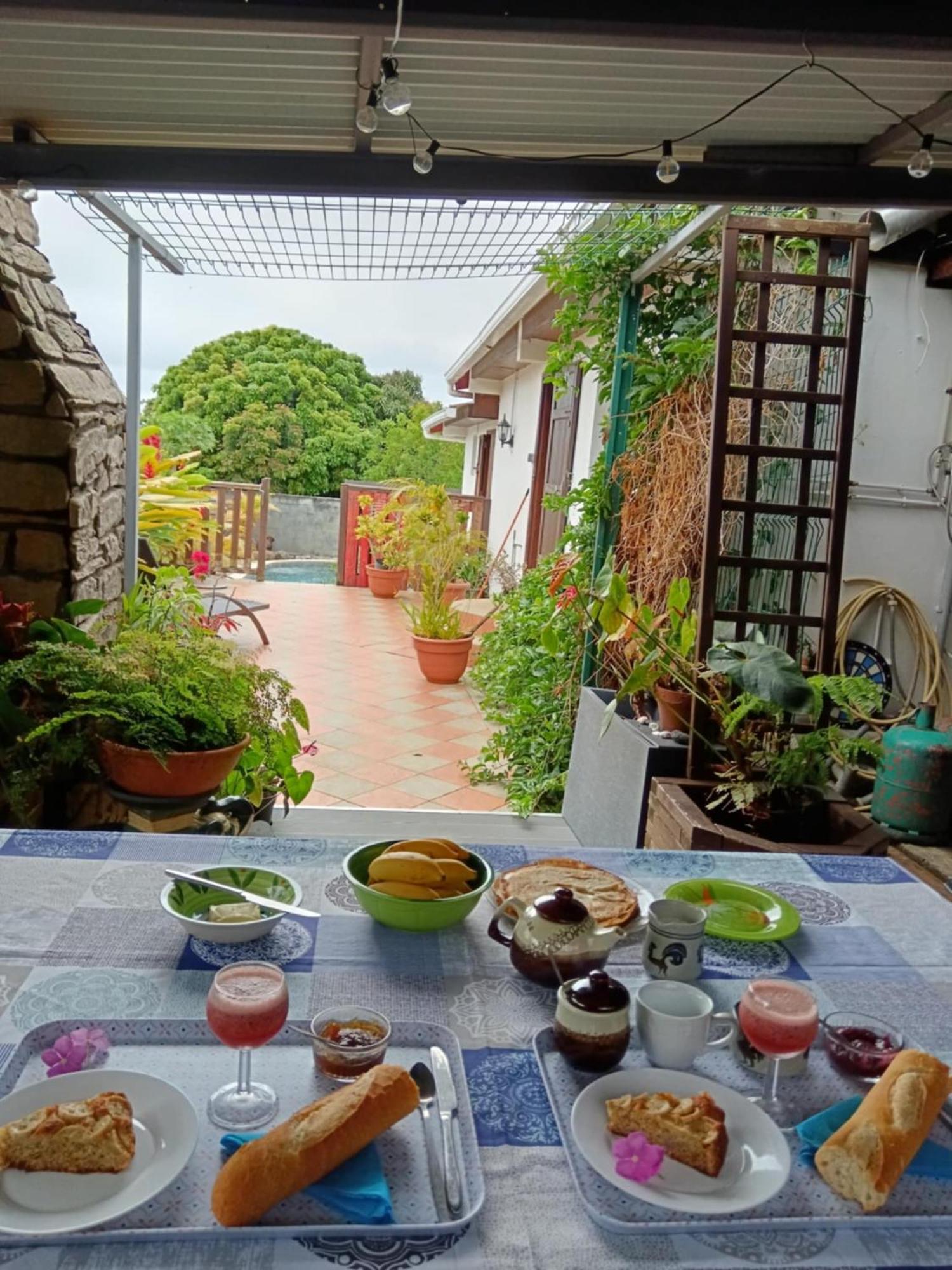 Chez Madame Fabienne Lejlighed Sainte-Suzanne Eksteriør billede